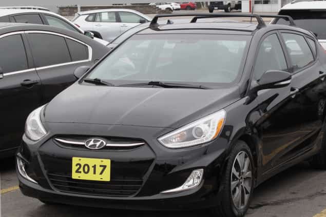 2021 Hyundai Accent SE 1