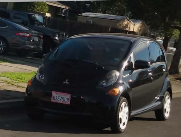 2021 Mitsubishi i-MiEV ES 1
