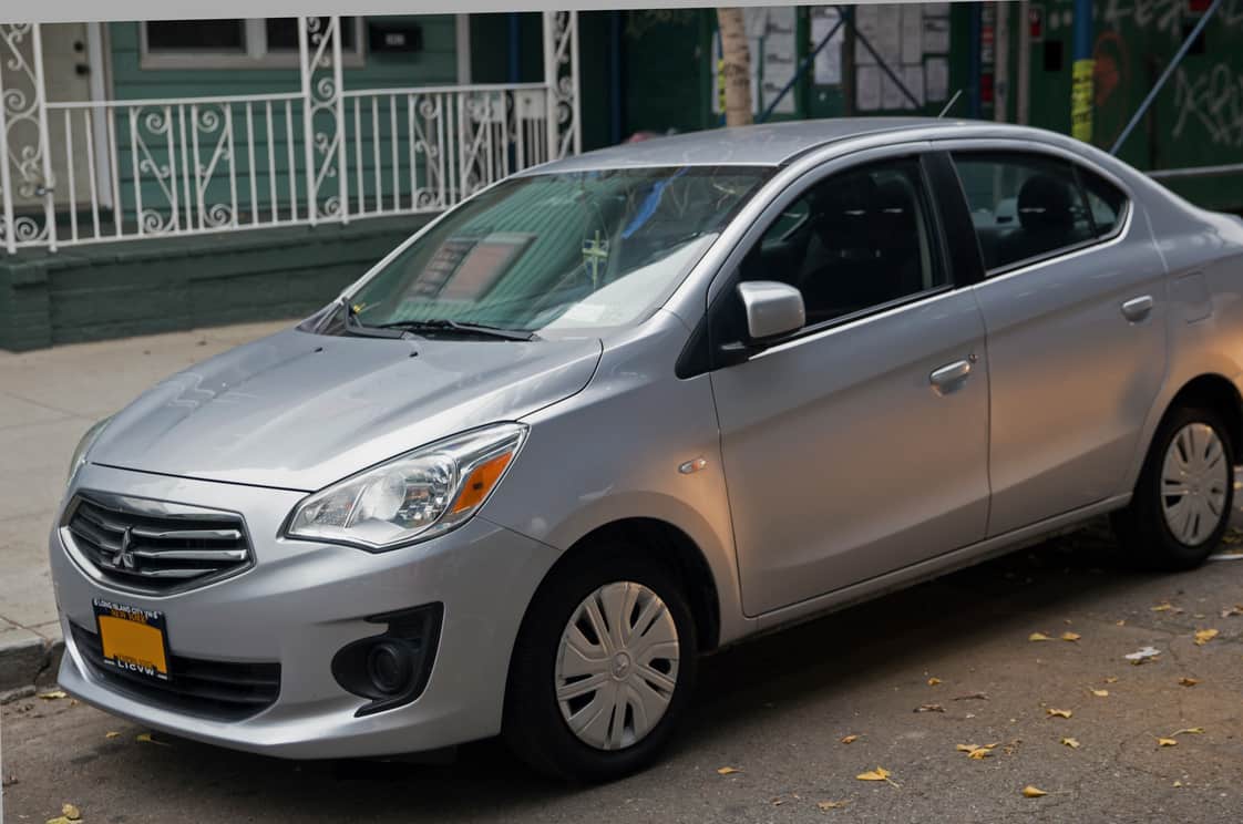 2015 Mitsubishi Mirage ES 1