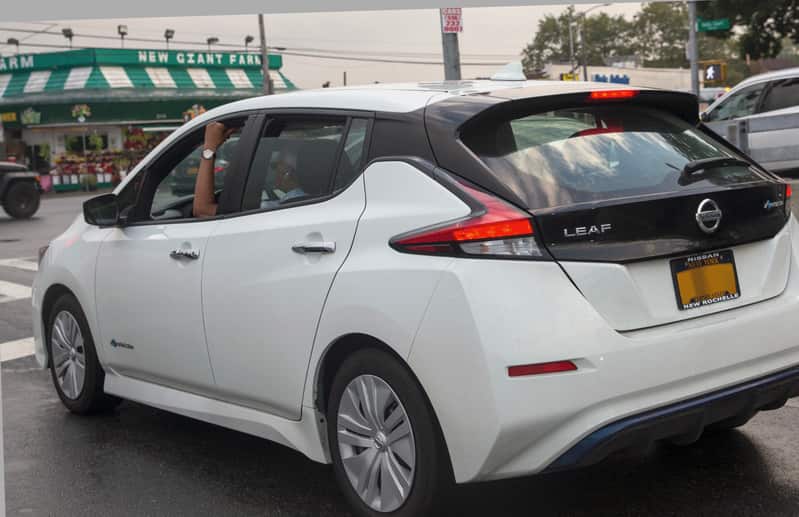 2019 Nissan Leaf S 1
