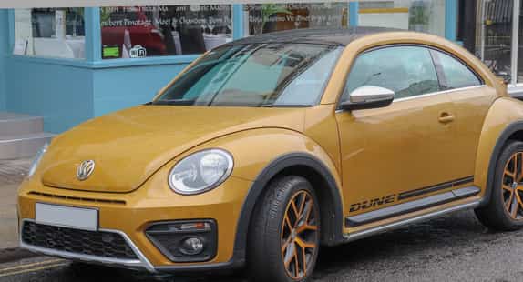 2016 Volkswagen Beetle S 1