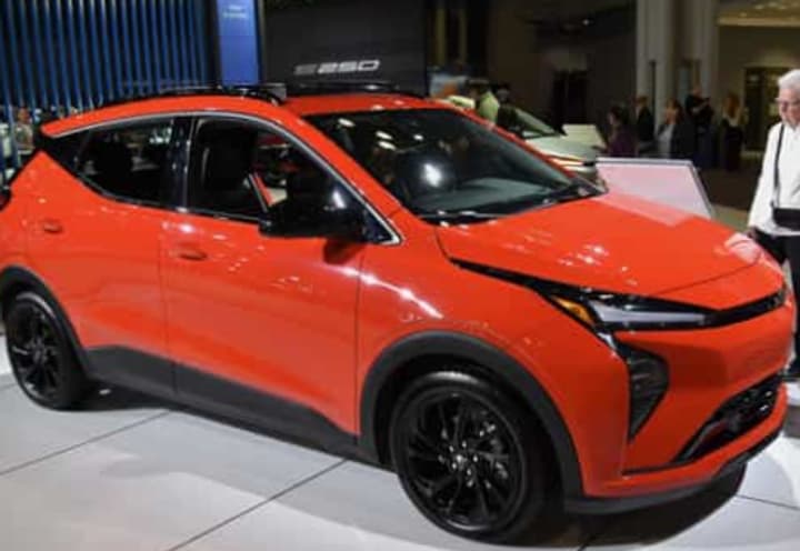 2023 Chevrolet Bolt EV LT 3