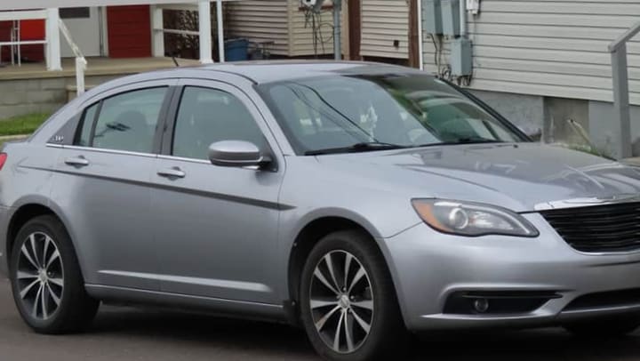 2025 Chrysler Pacifica Touring 1