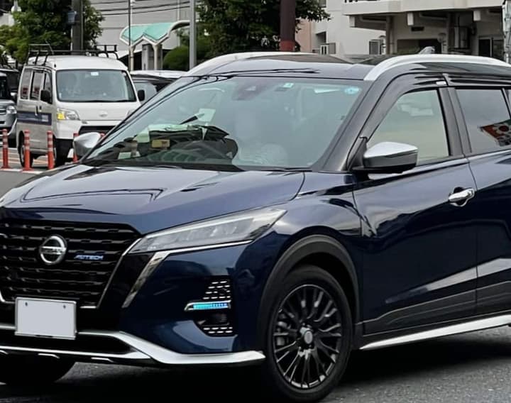 2023 Nissan Versa S 3