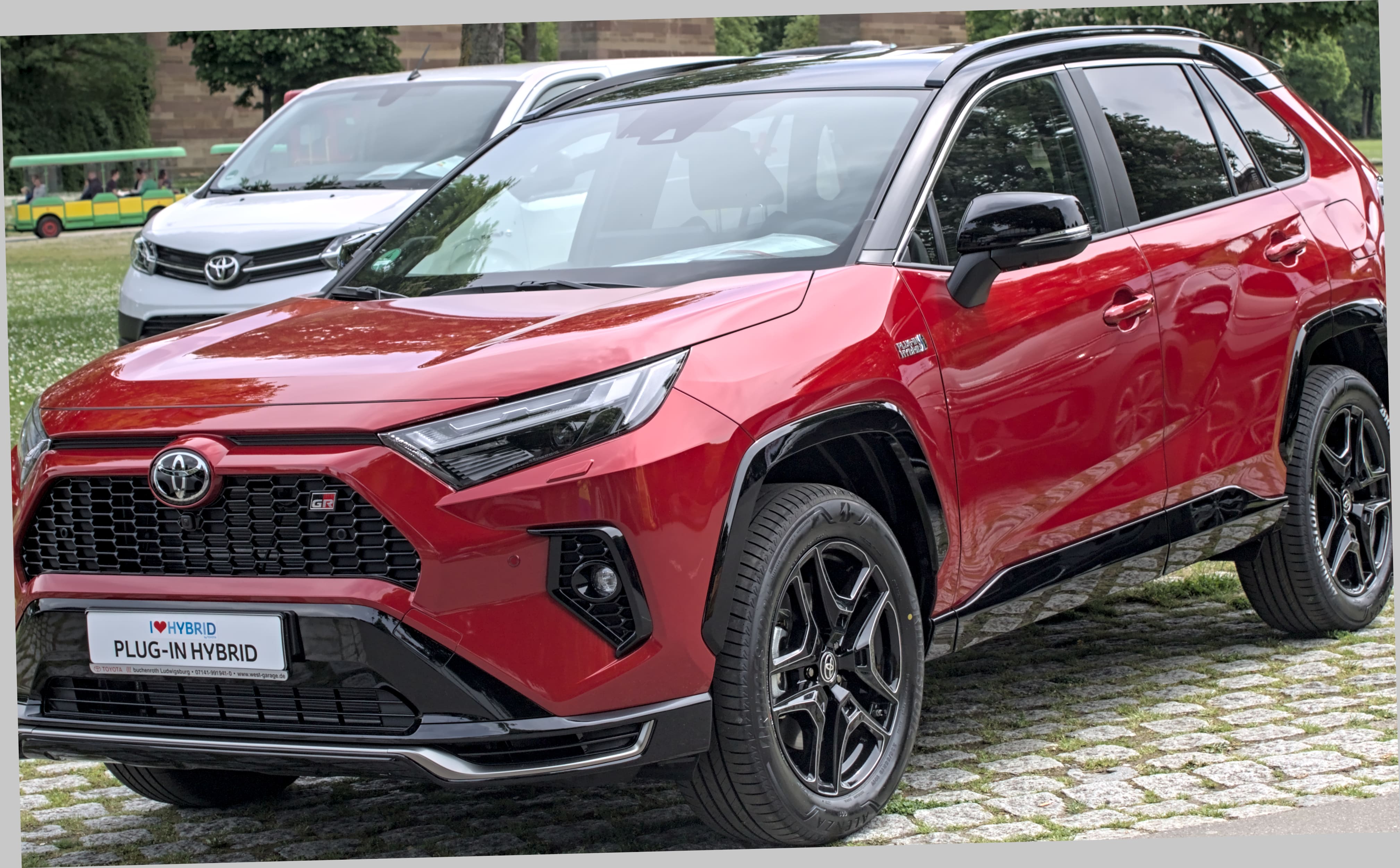 2024 Toyota RAV4 XLE Premium 1